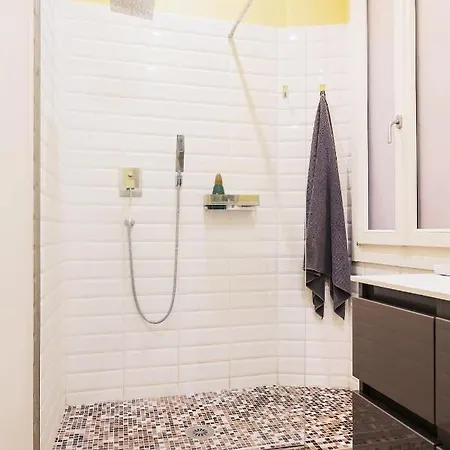 Porta Romana Modern And Cosy アパート